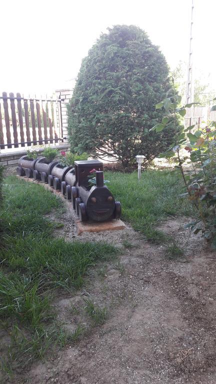 Szaloky Apartmanhaz Gyenesdias Bagian luar foto