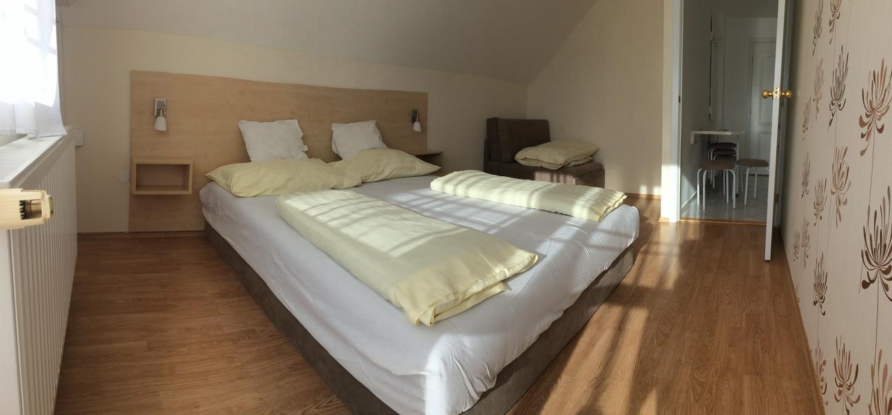 Szaloky Apartmanhaz Gyenesdias Bagian luar foto