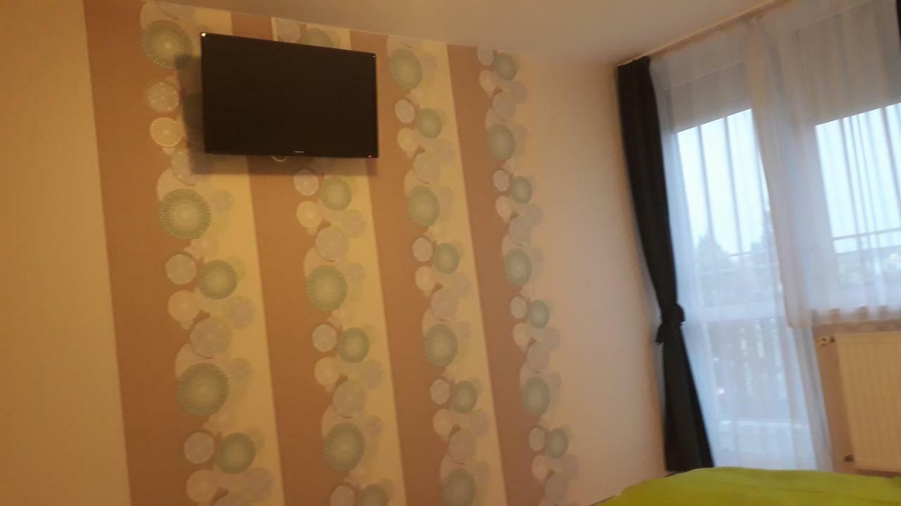 Szaloky Apartmanhaz Gyenesdias Bagian luar foto