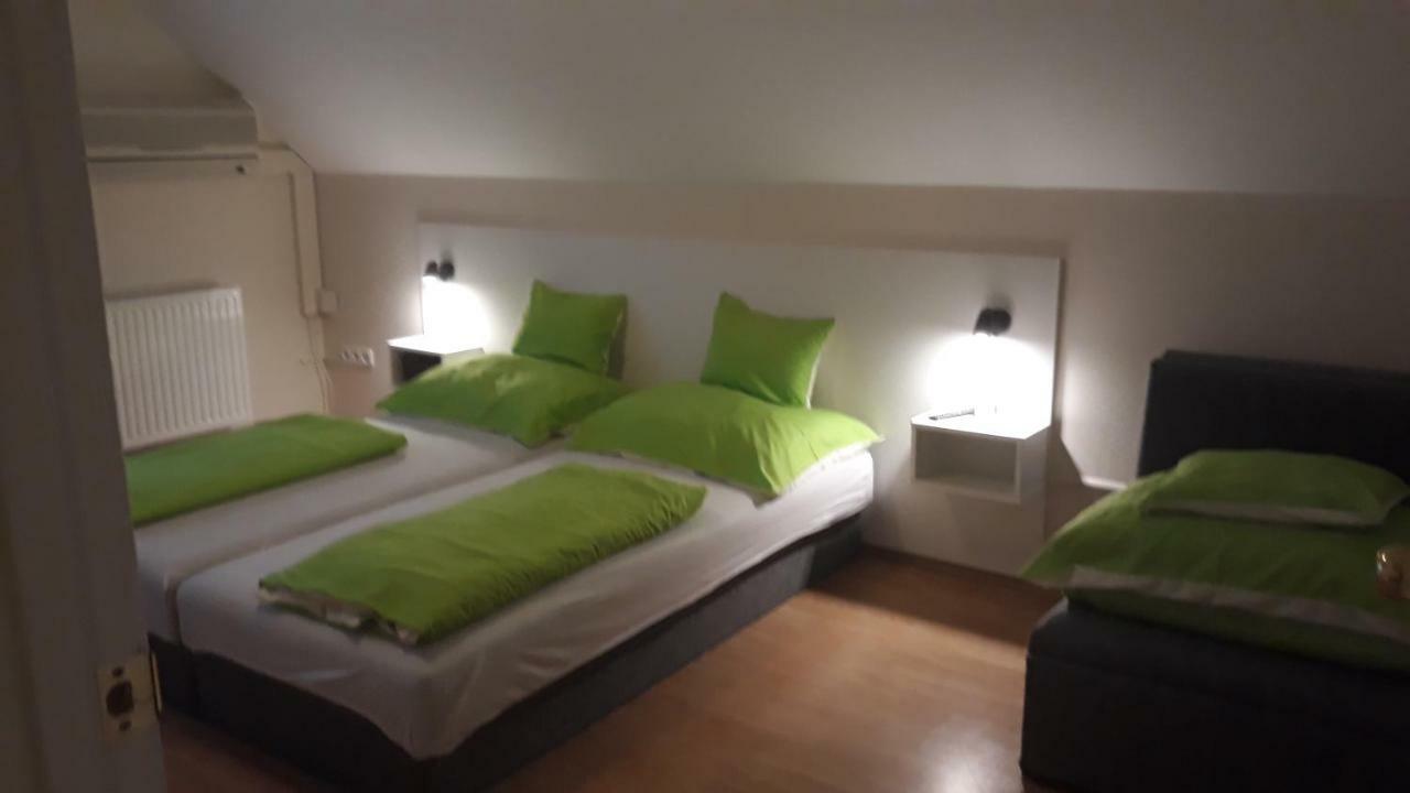 Szaloky Apartmanhaz Gyenesdias Bagian luar foto