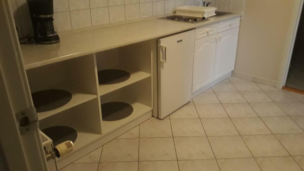 Szaloky Apartmanhaz Gyenesdias Bagian luar foto